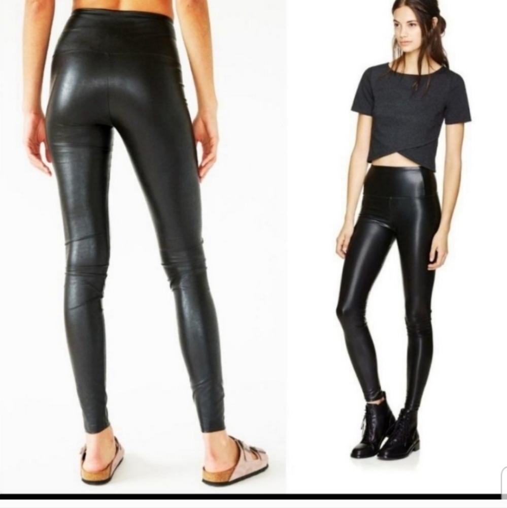 Aritzia Wilfred Free Faux Leather Leggings